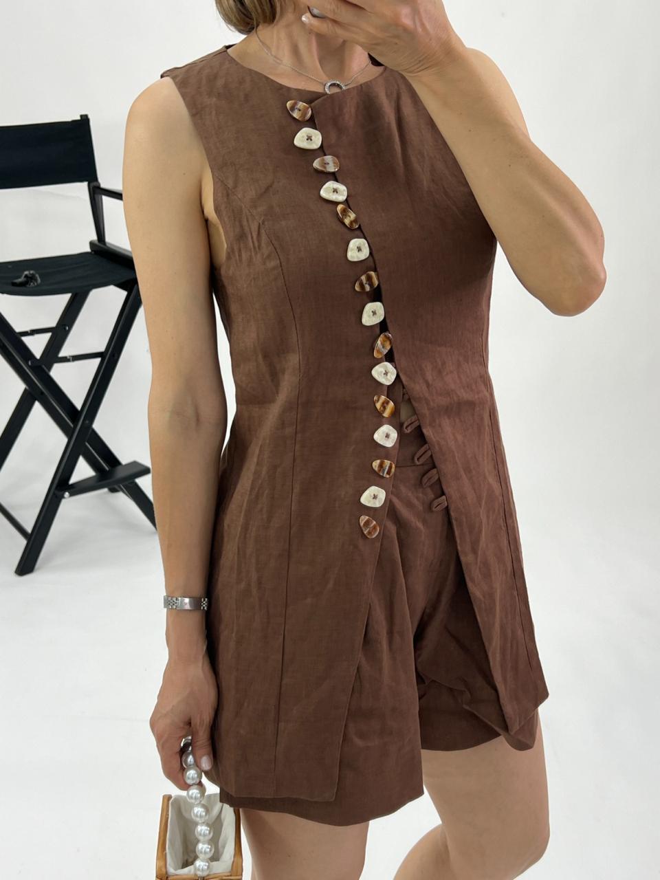 Conjunto chaleco piedritas