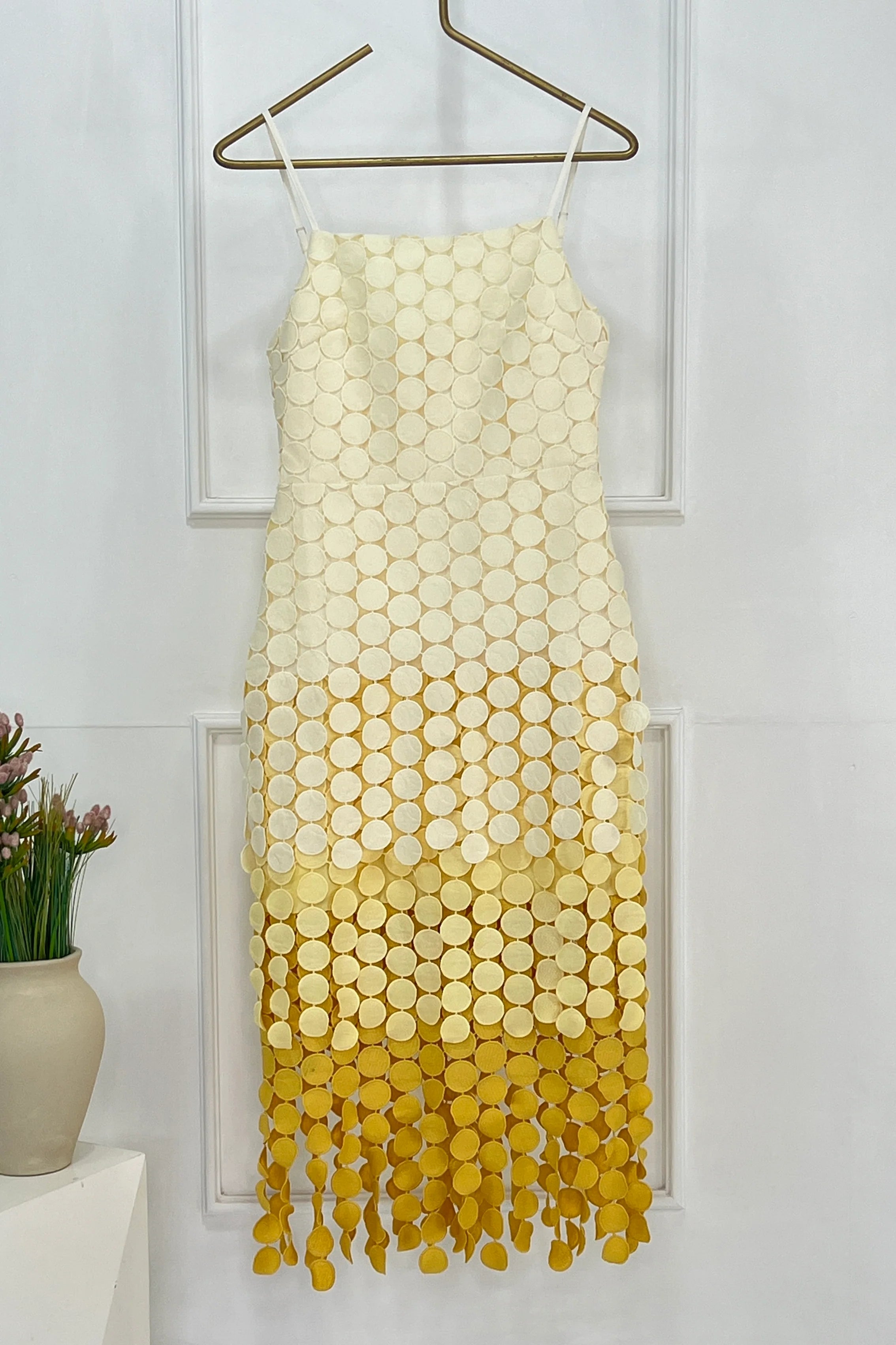 Vestido bolitas en tiras
