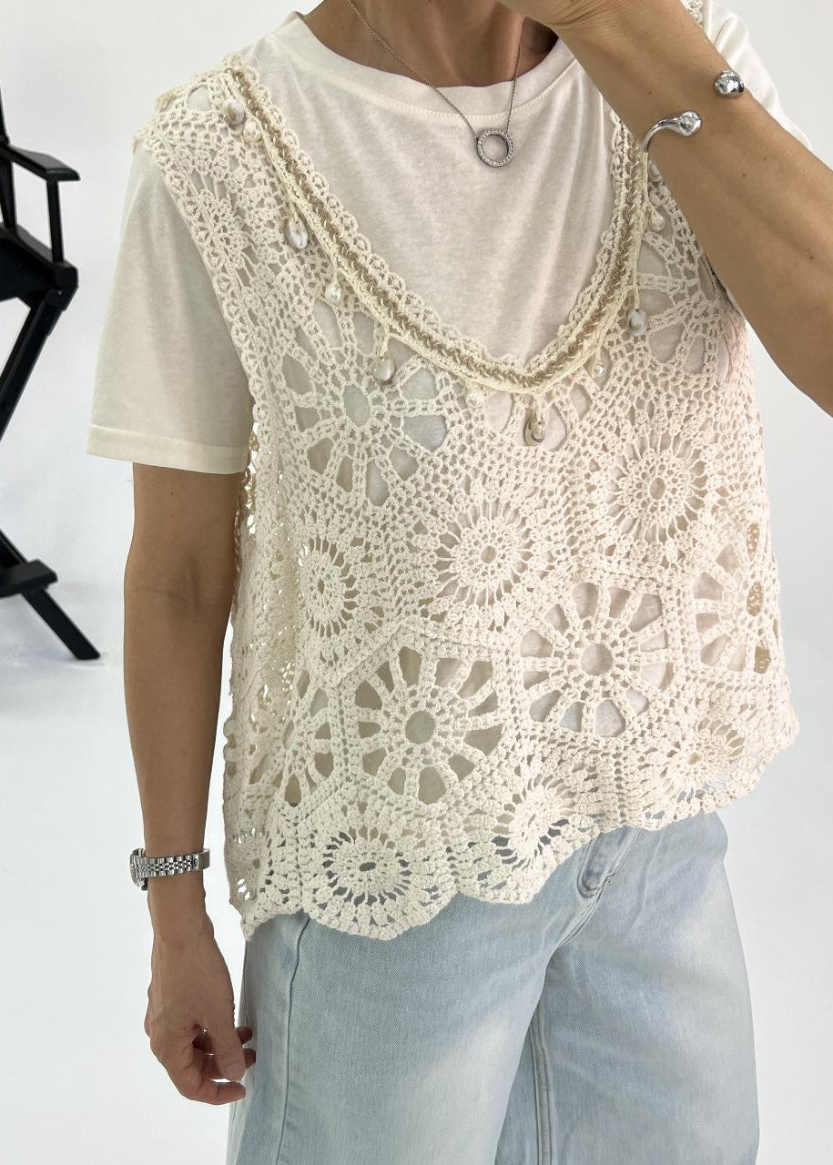 Tshirt + Chaleco bordado