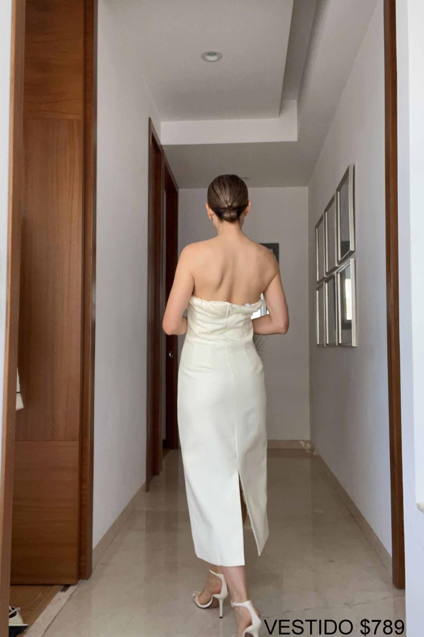 Vestido abertura al frente